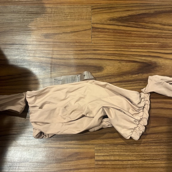 ARE YOU AM I Zora Swim Top - Picture 5 of 5